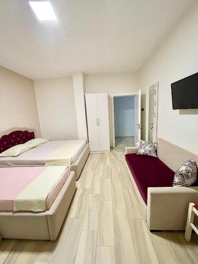 Hotel Vila Dedej Durrës Kültér fotó