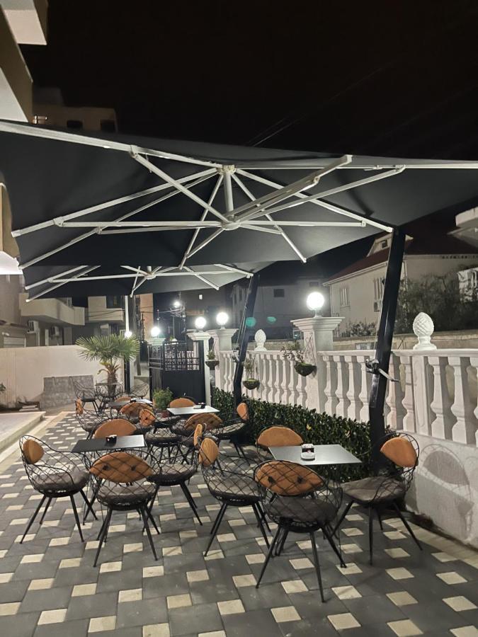 Hotel Vila Dedej Durrës Kültér fotó