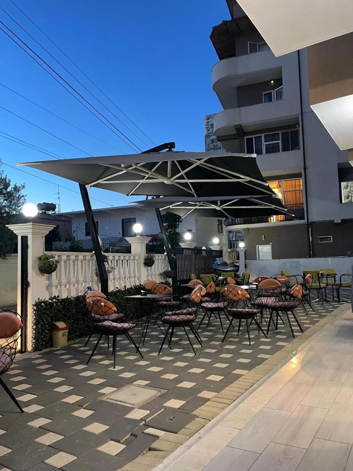 Hotel Vila Dedej Durrës Kültér fotó