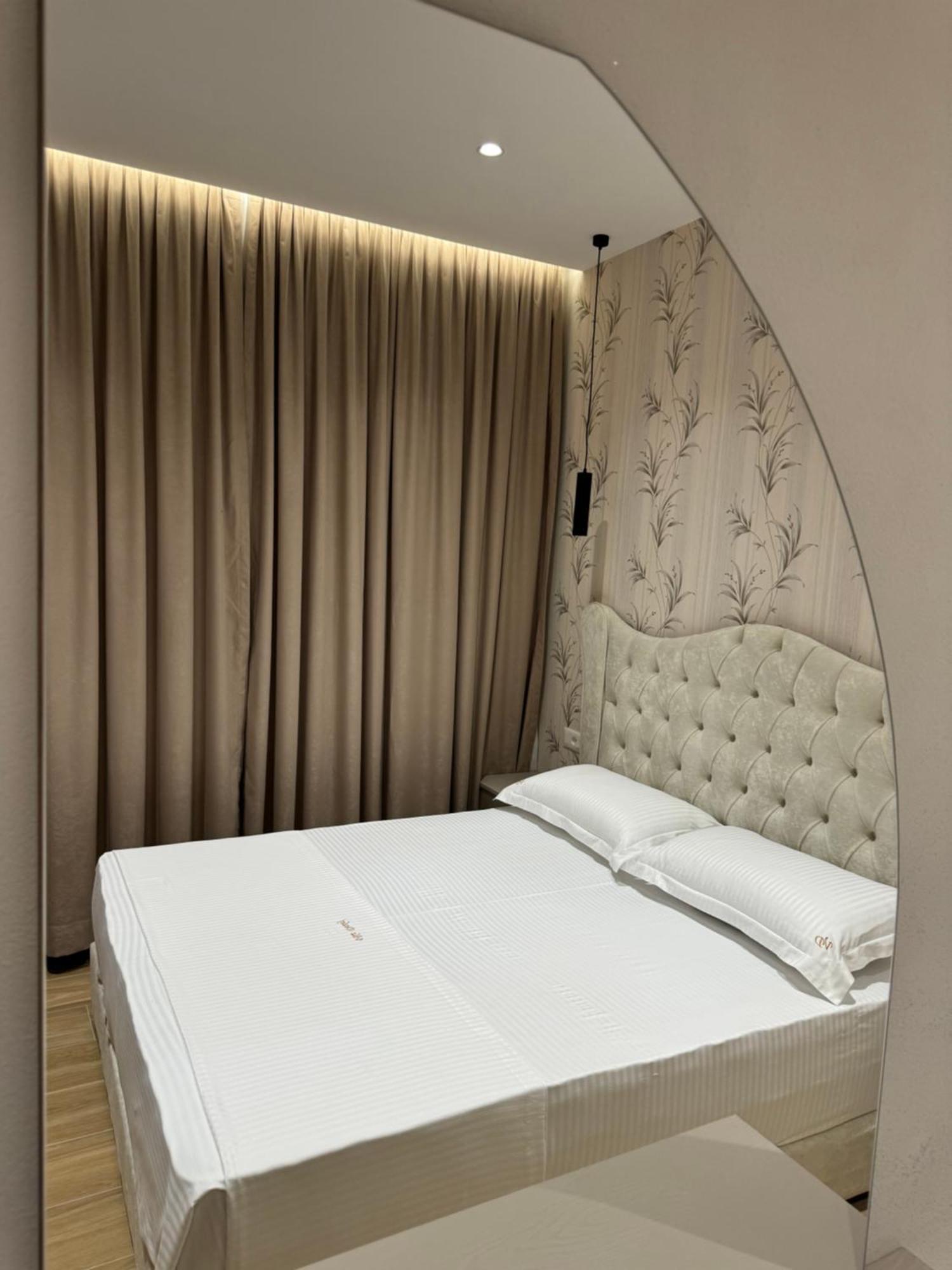 Hotel Vila Dedej Durrës Kültér fotó