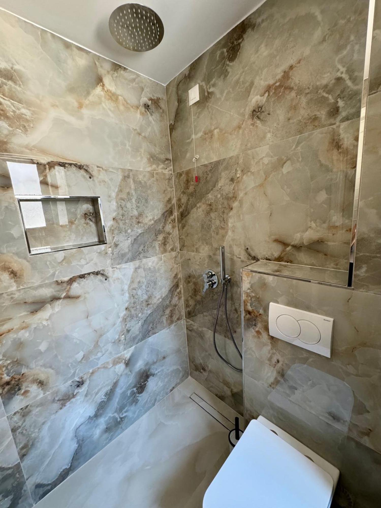 Hotel Vila Dedej Durrës Kültér fotó
