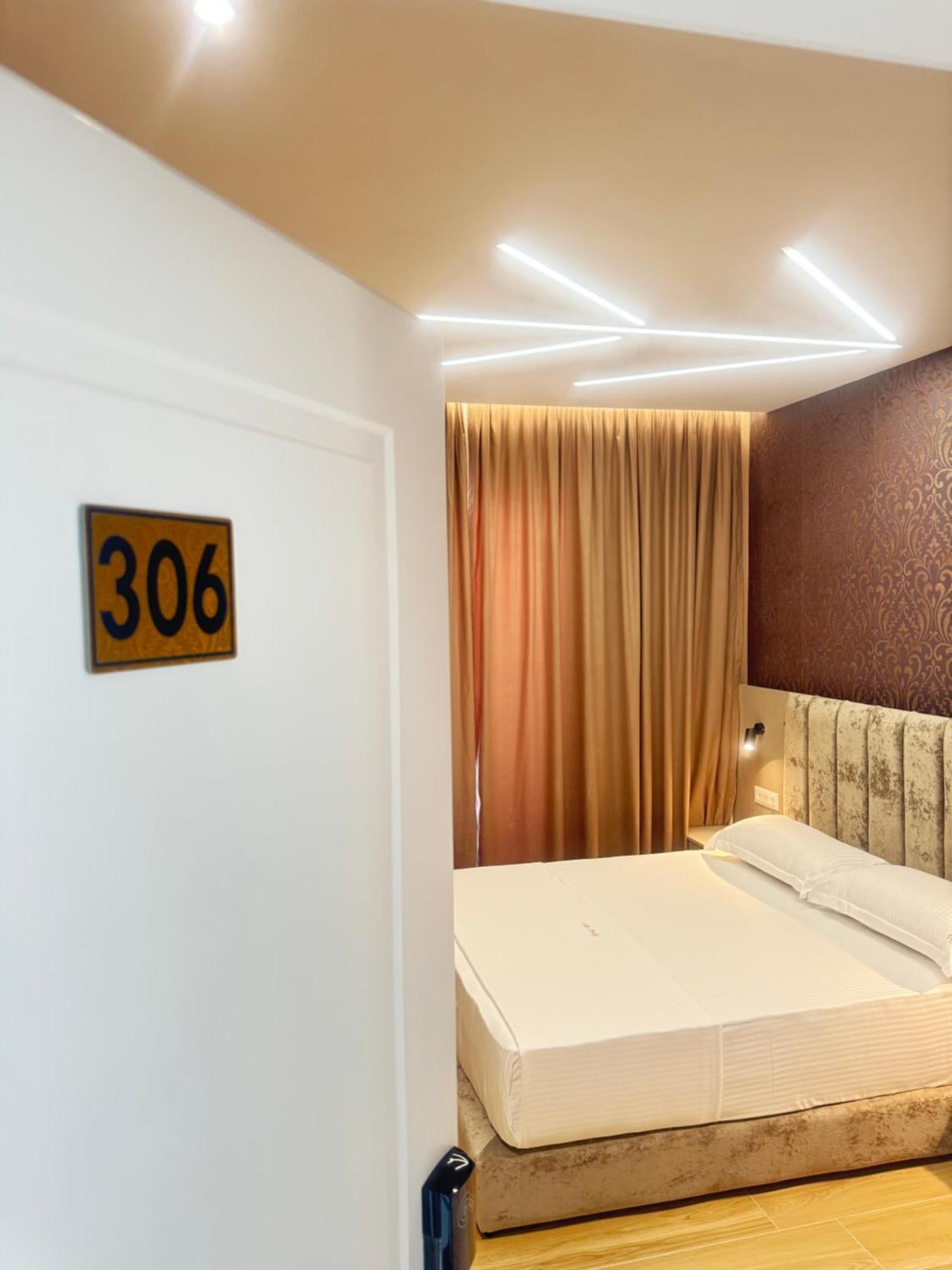 Hotel Vila Dedej Durrës Kültér fotó