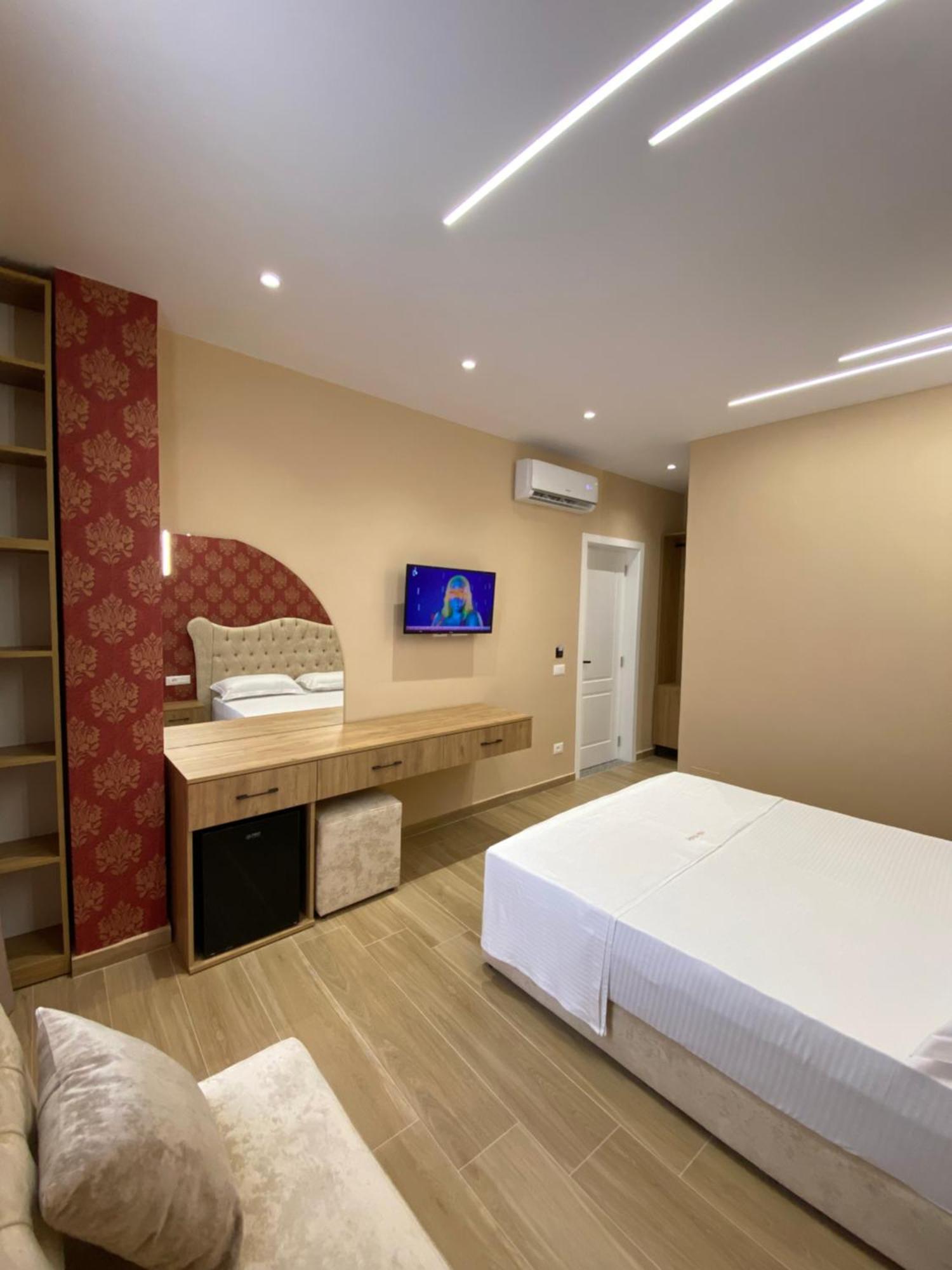 Hotel Vila Dedej Durrës Kültér fotó