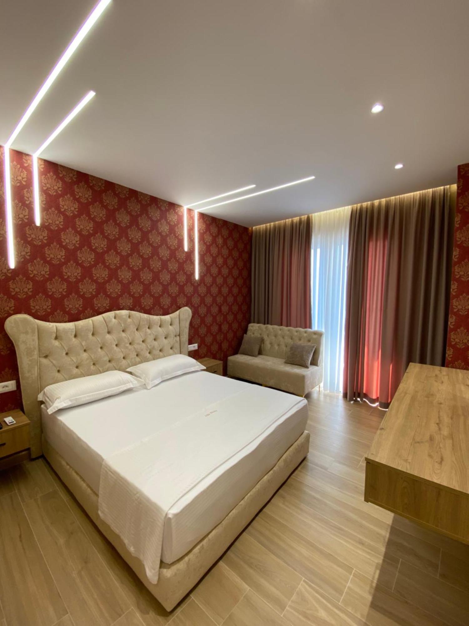 Hotel Vila Dedej Durrës Kültér fotó